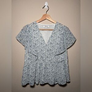 Madewell Small georgette ruffle sleeve peplum top in Americana Floral